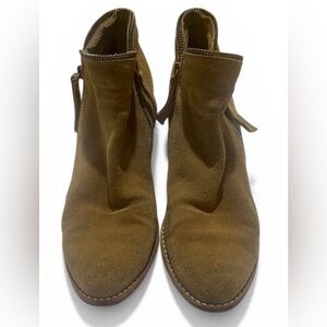 DOLCE VITA SUEDE ANKLE BOOTS SIZE 8, TAN BROWN, BLOCK HEEL, SIDE ZIP